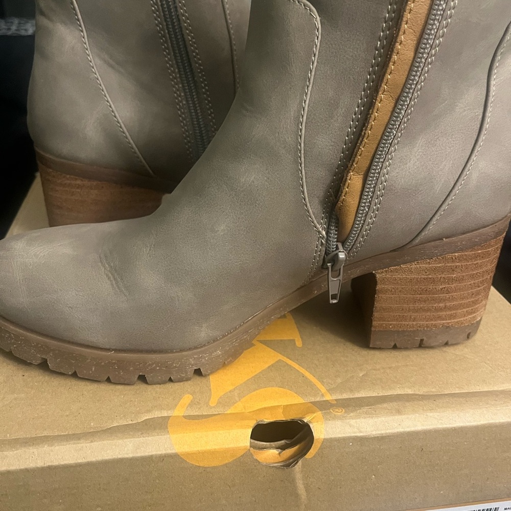 Korks Boots Taupe 9 1/2